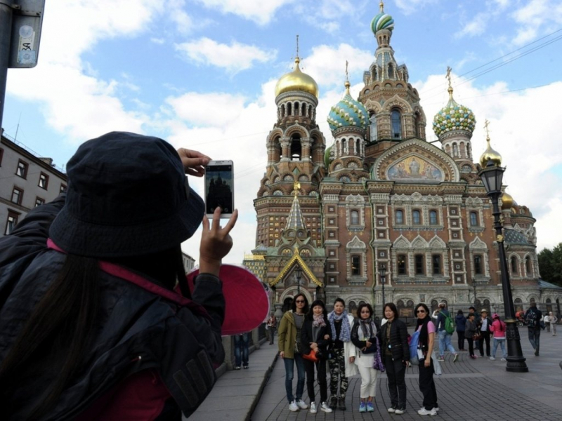 В Смольном ожидают наплыва туристов в Петербурге после открытия границ