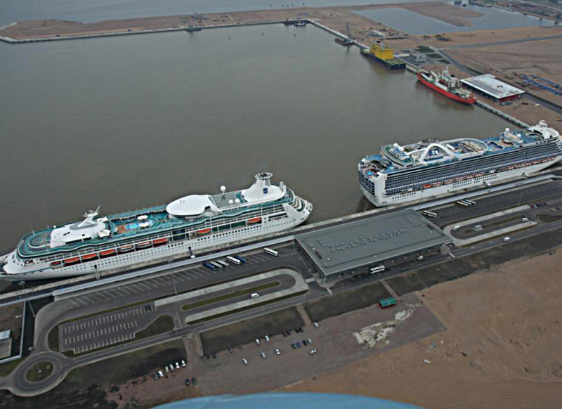 В петербургском порту начнут принимать океанские лайнеры